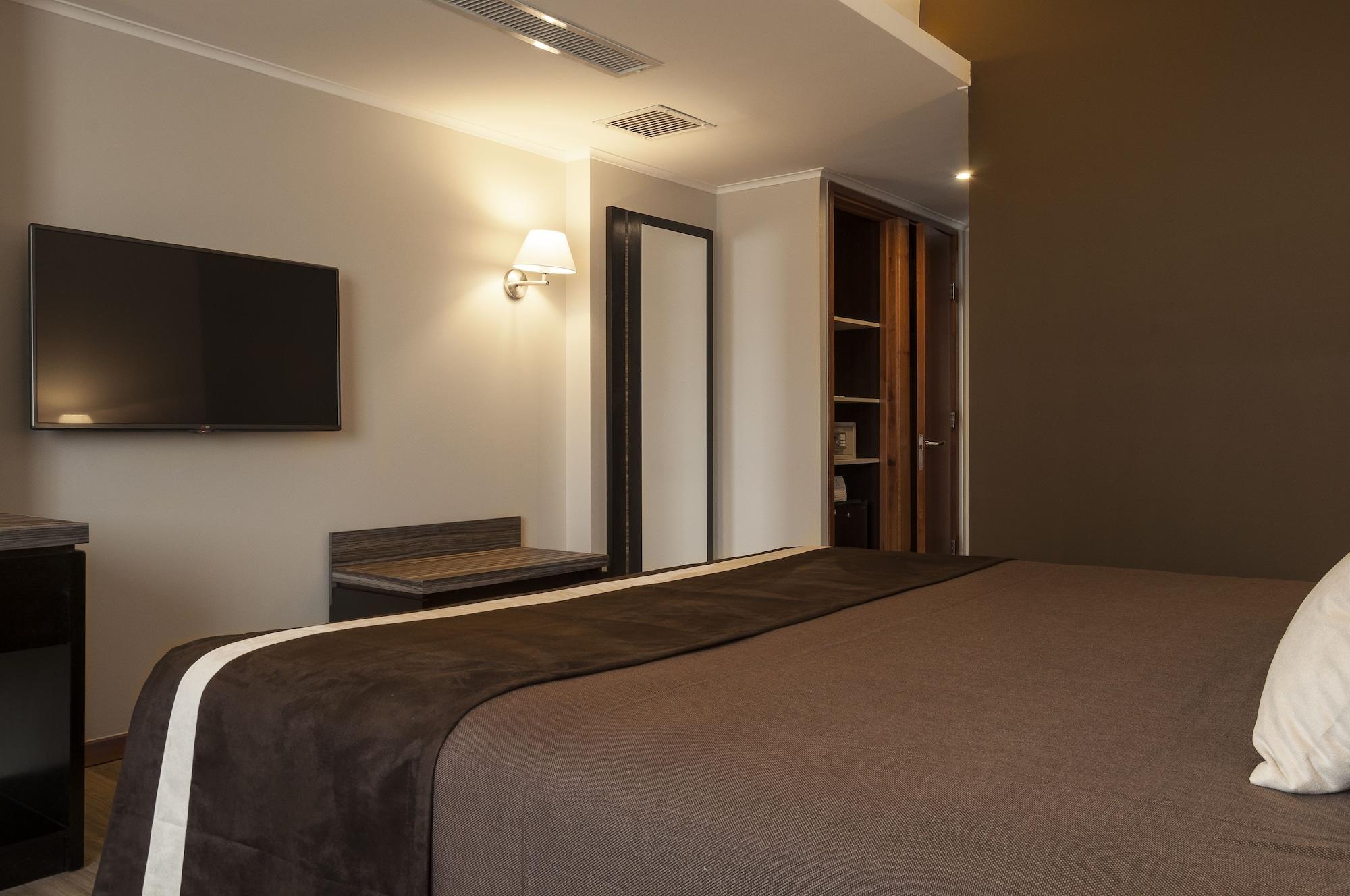 Hotel Diego De Almagro Providencia Santiago Buitenkant foto