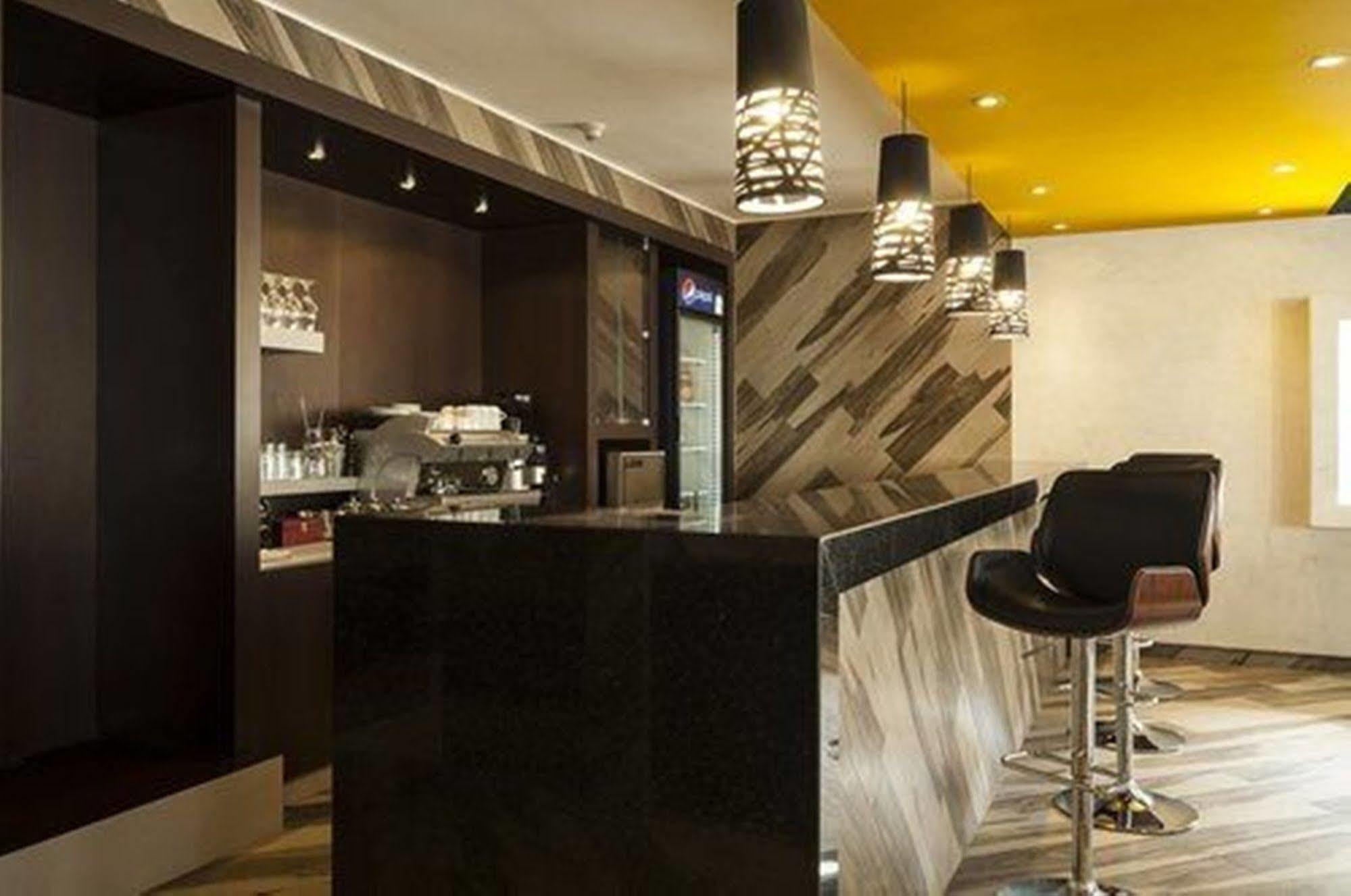 Hotel Diego De Almagro Providencia Santiago Buitenkant foto